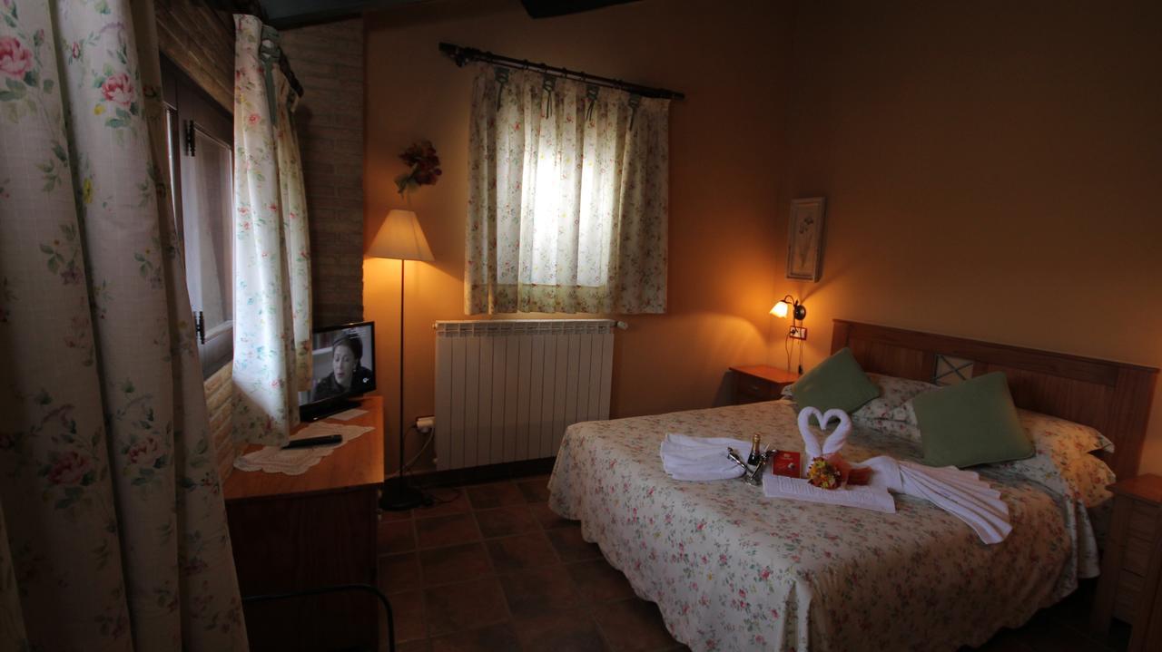 Hostal Meson Del Rey Olocau del Rey Extérieur photo