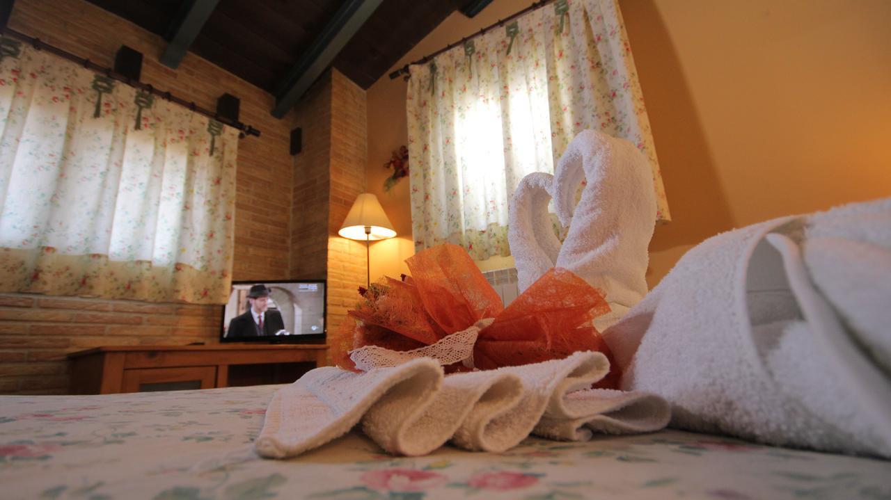 Hostal Meson Del Rey Olocau del Rey Extérieur photo