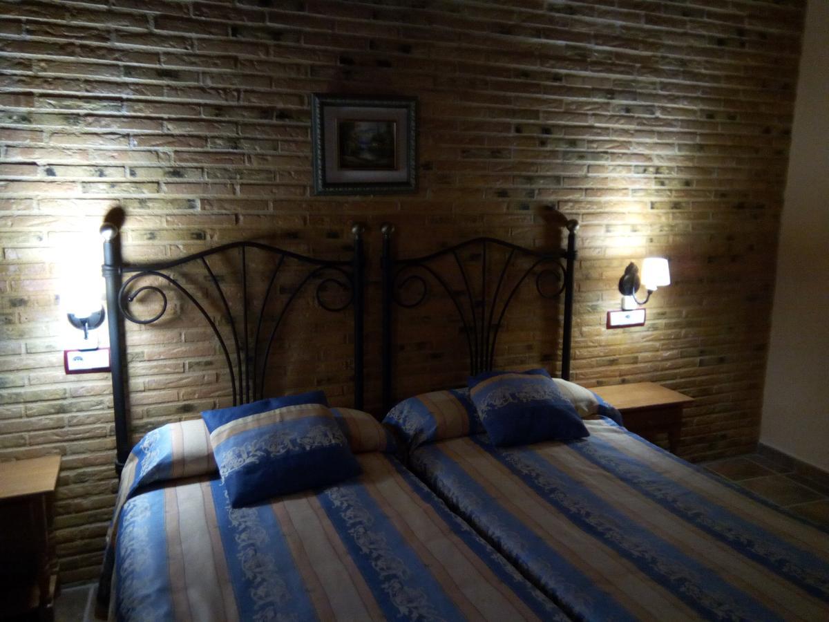 Hostal Meson Del Rey Olocau del Rey Extérieur photo